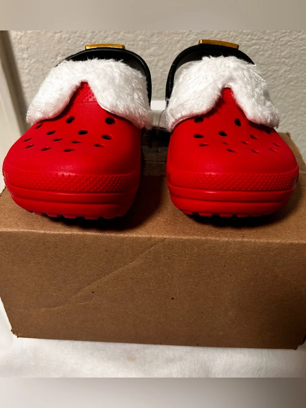 Crocs Classic Lined Santa Christmas Clogs Red/White kids toddlers NWT Size: C7